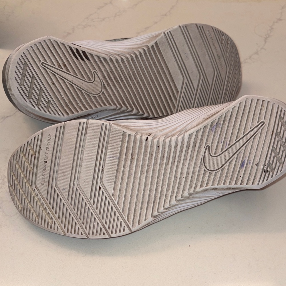 Nike Metcon 6 - Picture 2 of 10